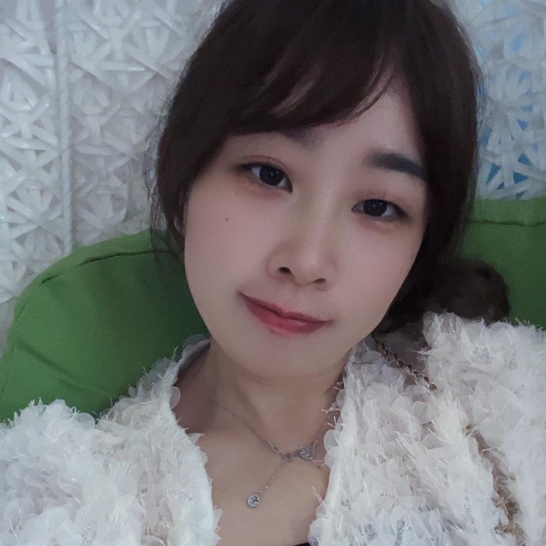 凌颜