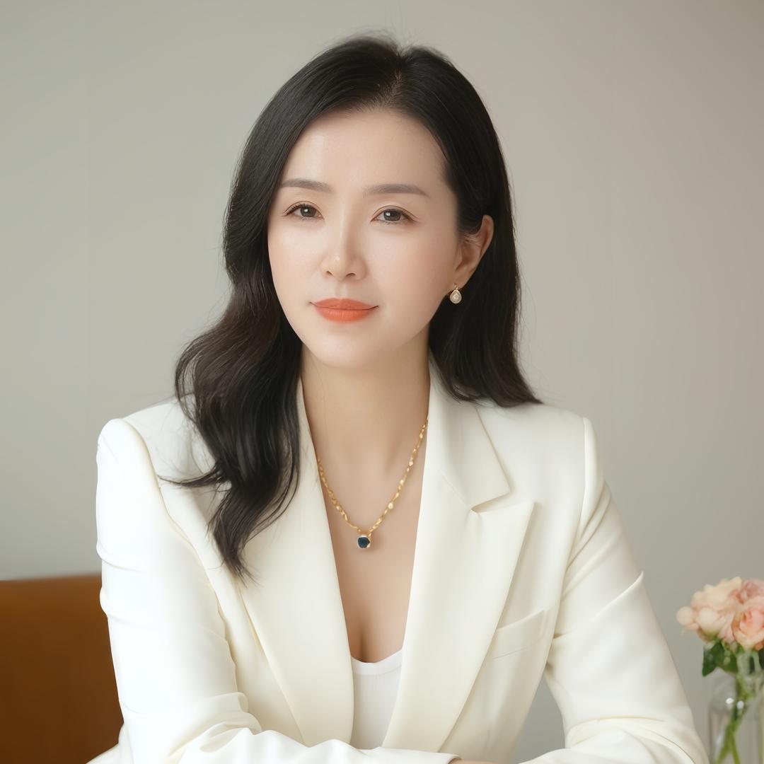 爱搞身材的英姐