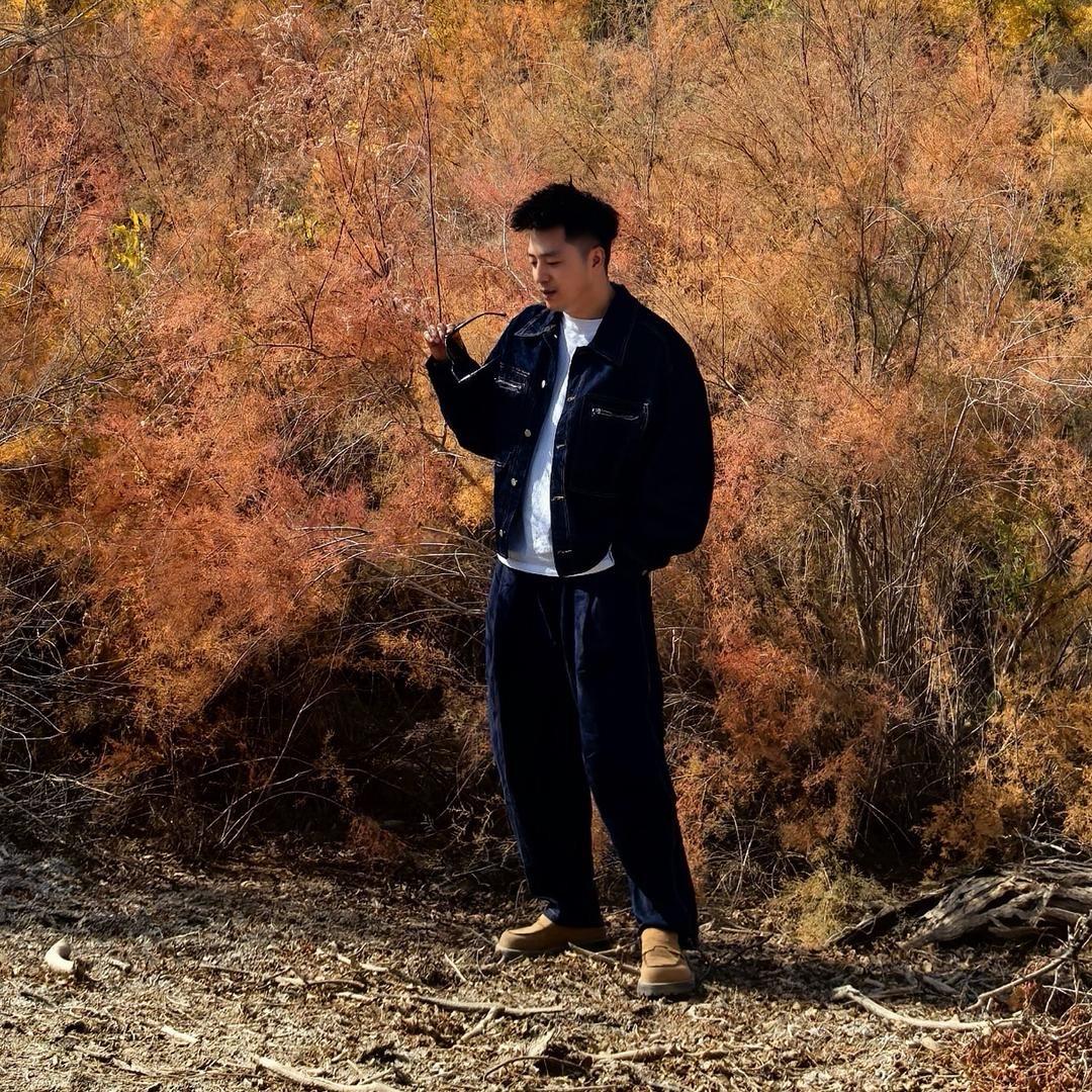 既然琴瑟起，何以笙箫默，