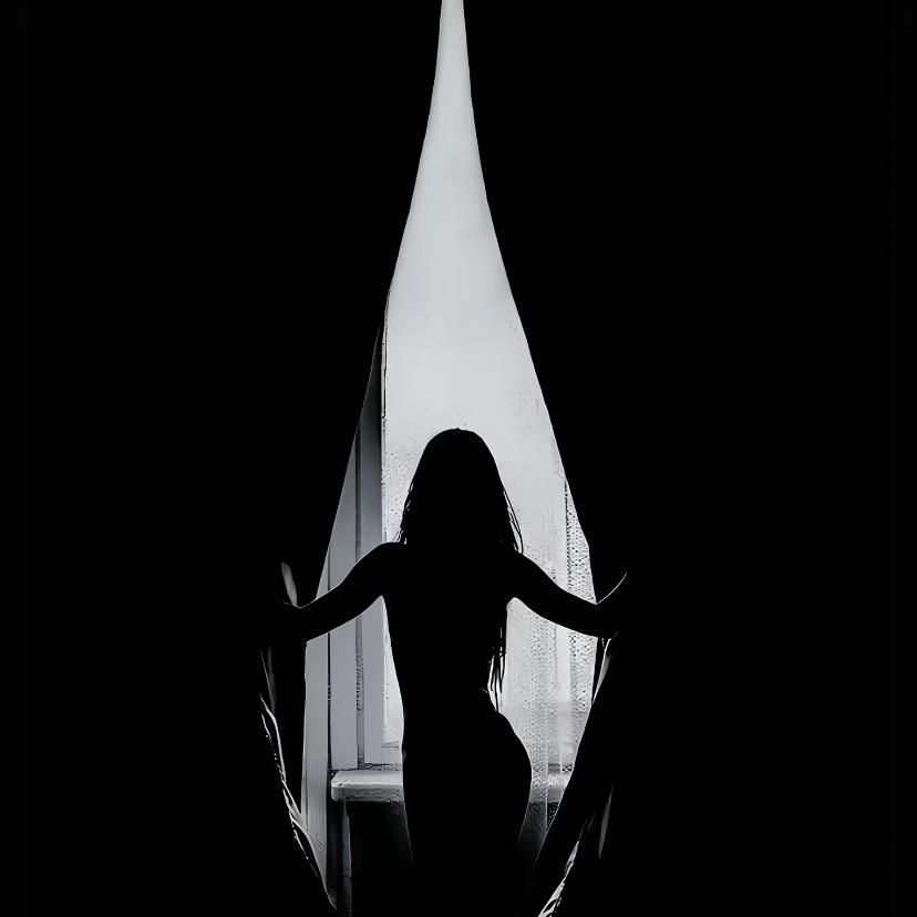 找个花臂当枕头