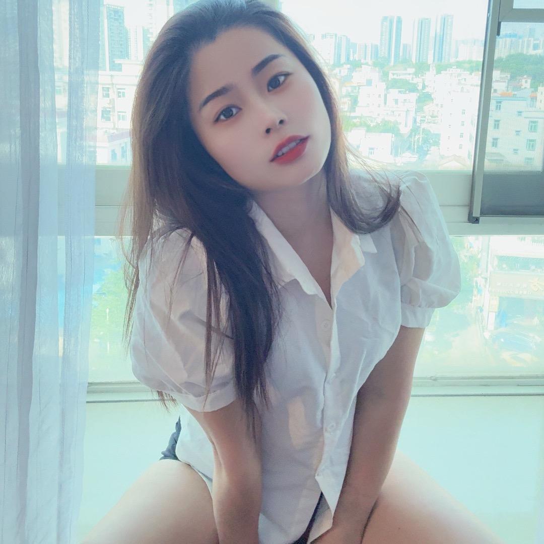 L💋Y💄Y♥️