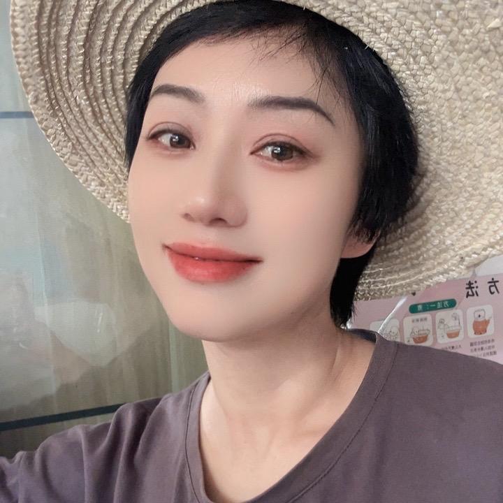 朵拉