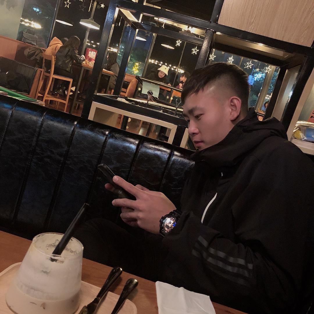 黄大宝，