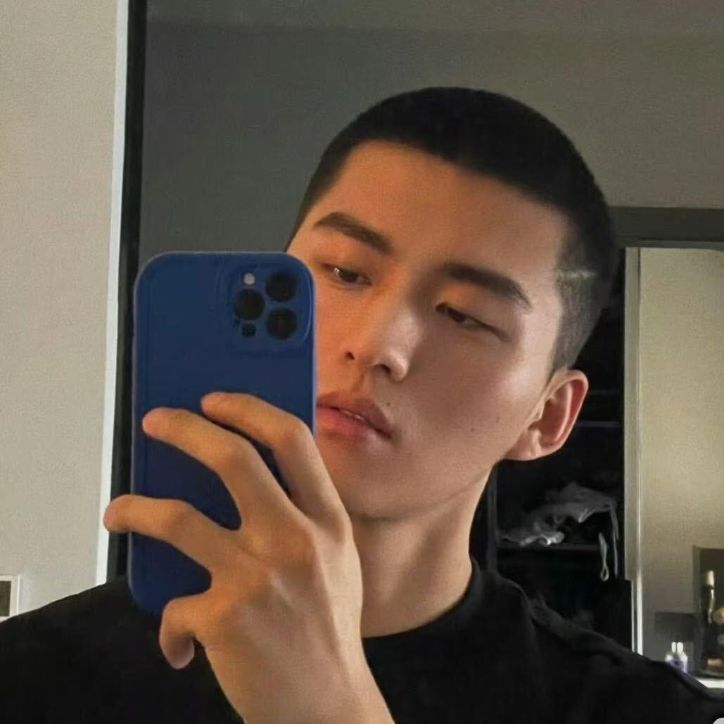 白面书生爱撸铁
