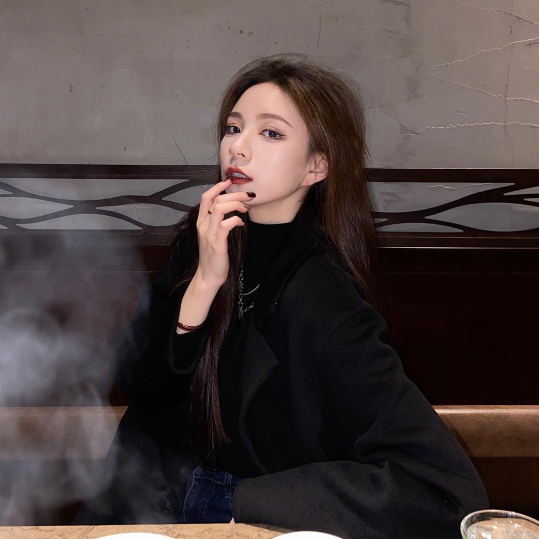 小萌-