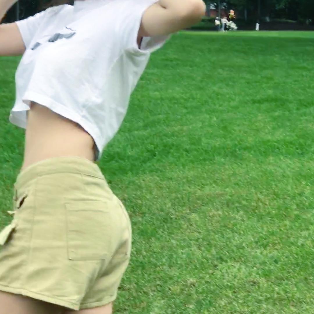 爱笑的哈哈
