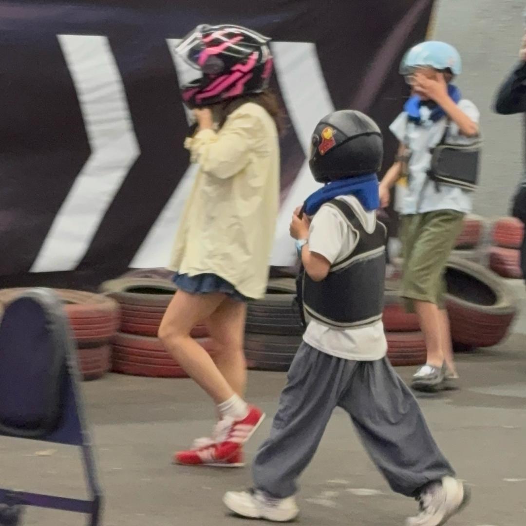 张张c 。