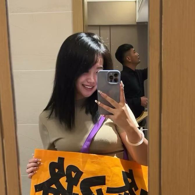 小小王.