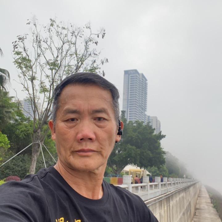 爱唱歌的华仔（首播）