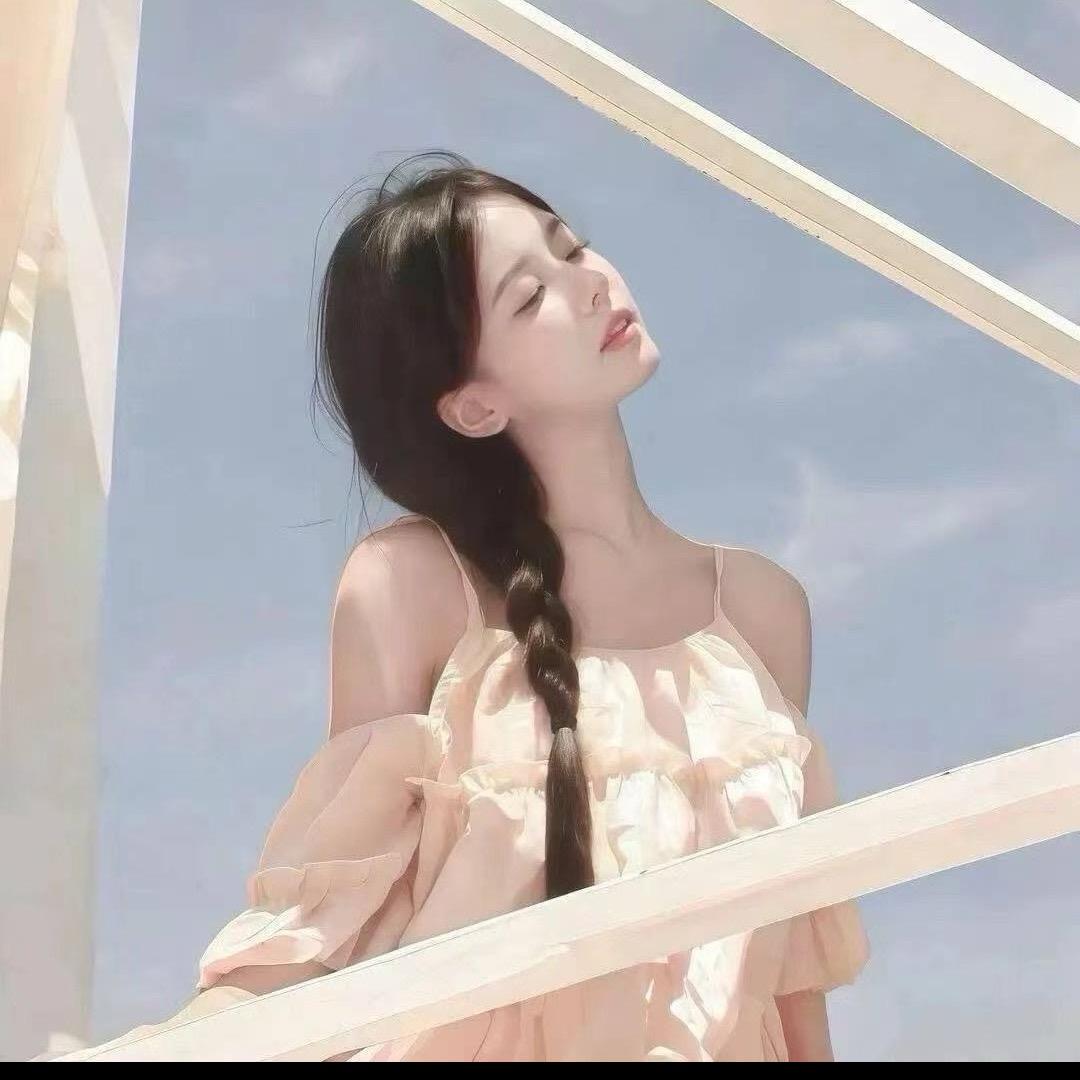 王⃜小姐