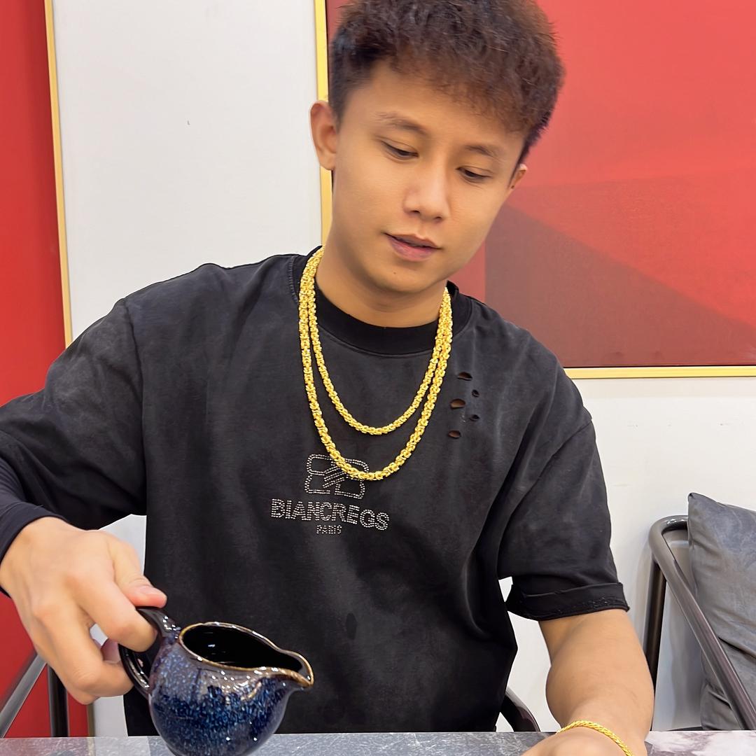 水贝啊泽