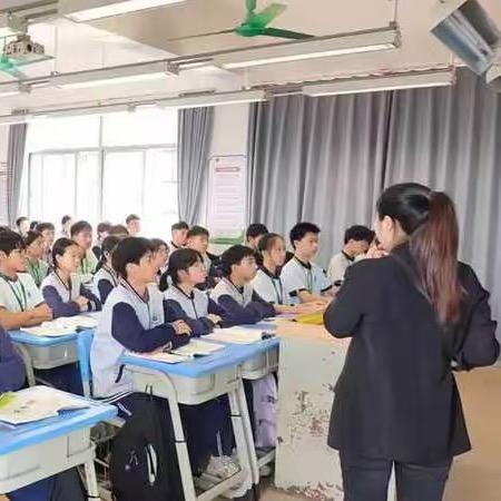 大伟老师讲初中作文