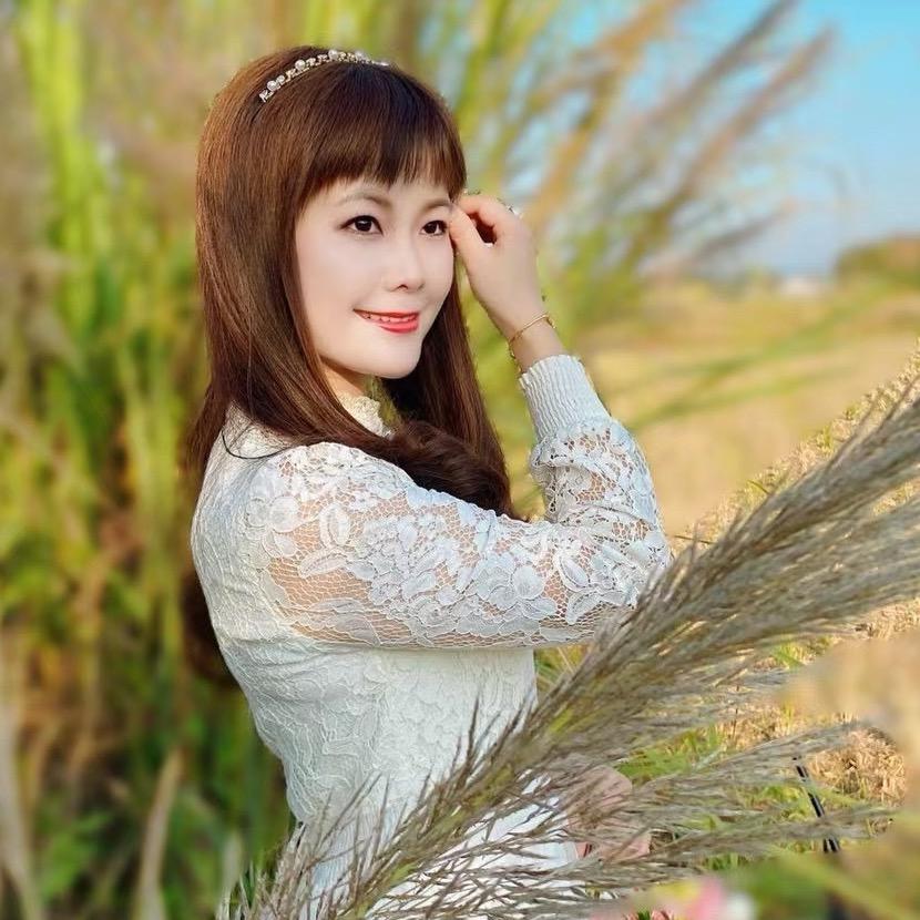 翩翩而至
