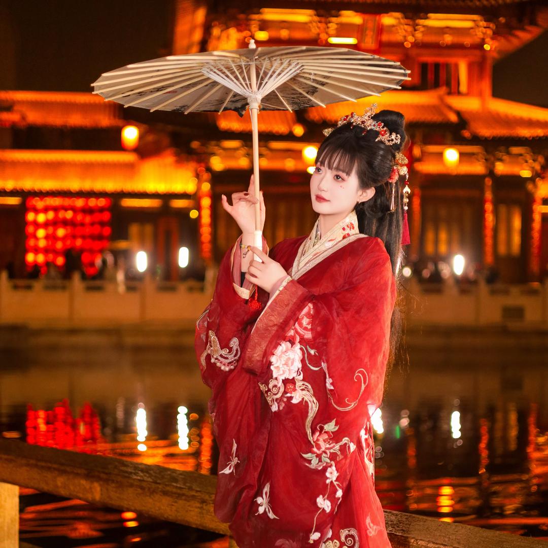 娜