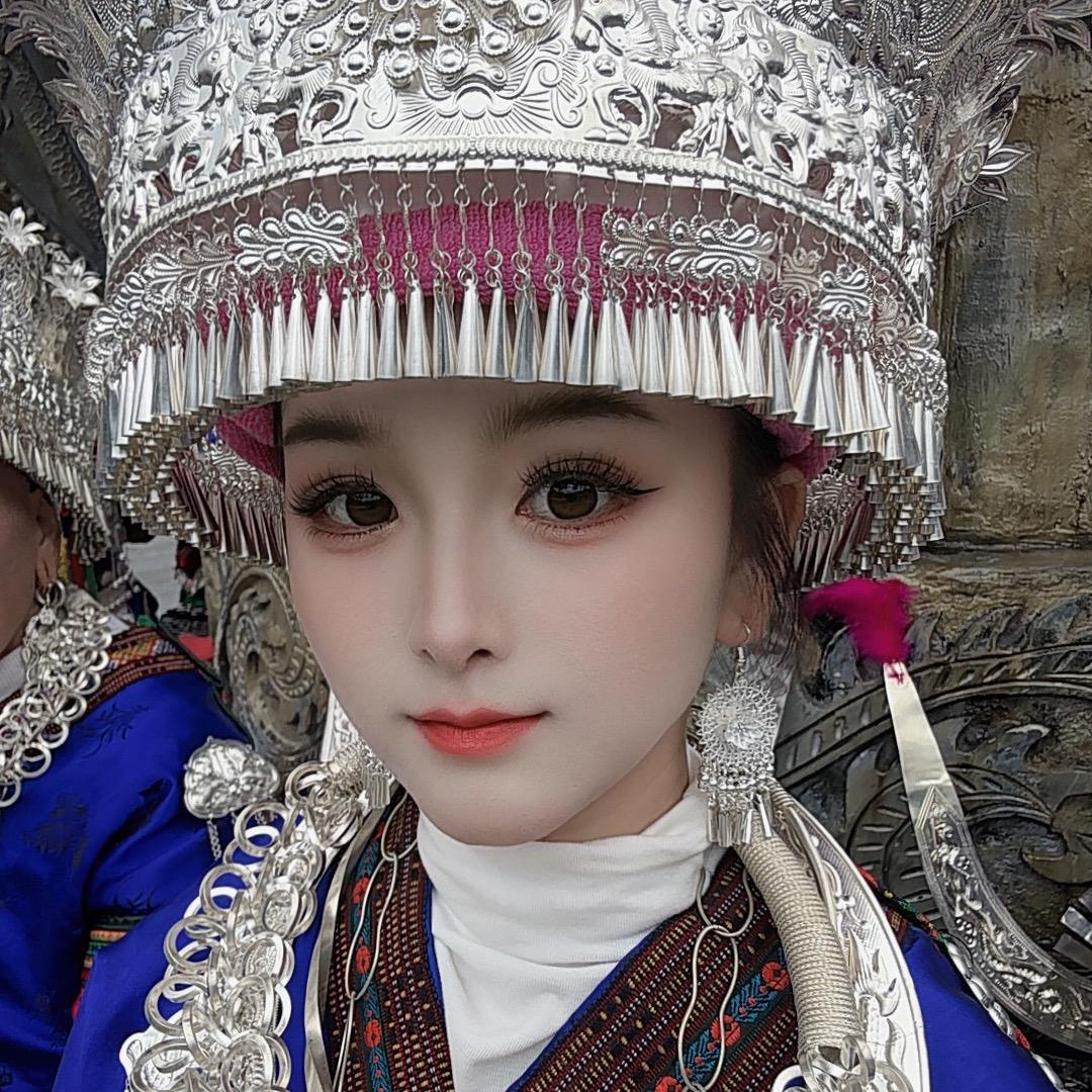 苗族潘芳（生活号）