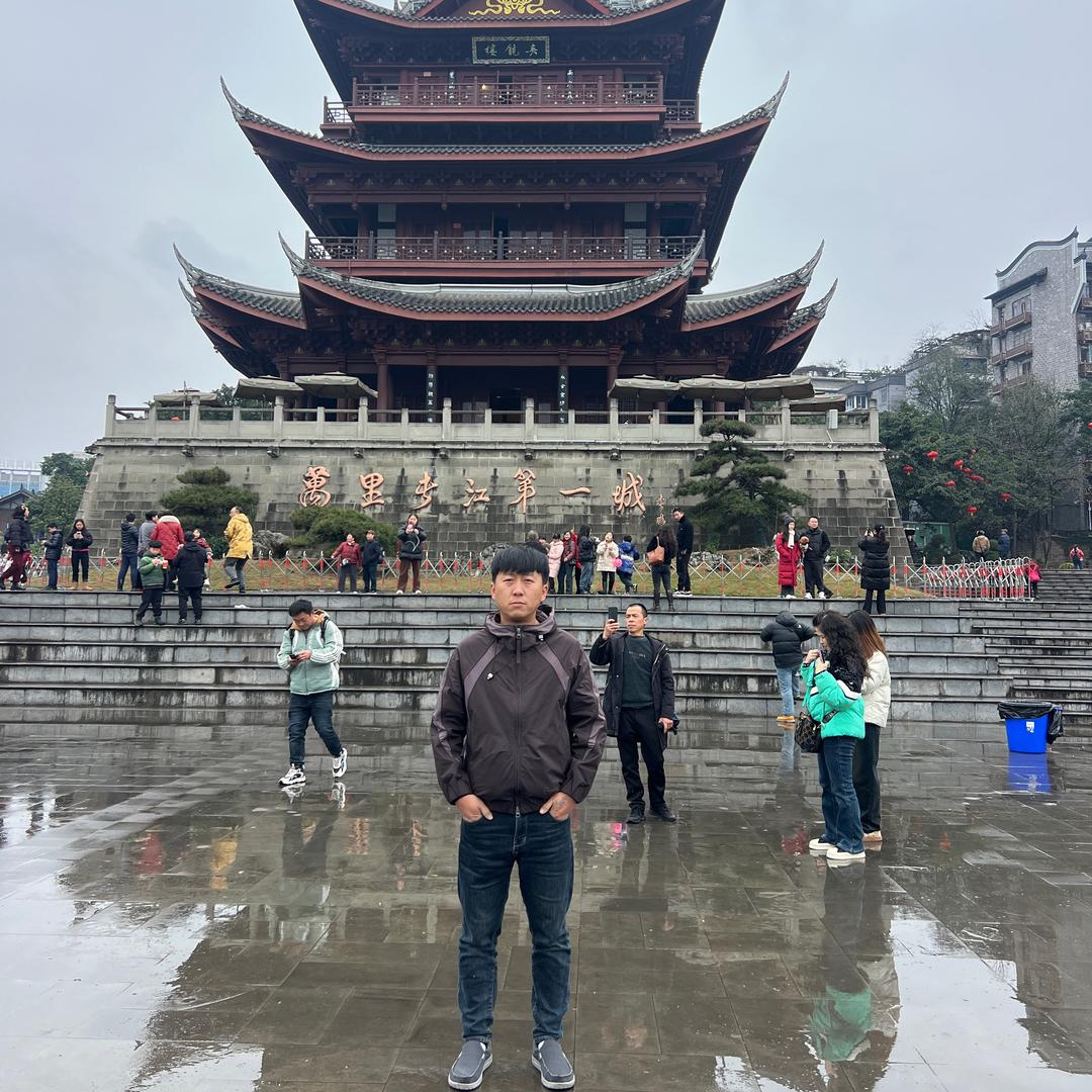 雄伟建材装饰