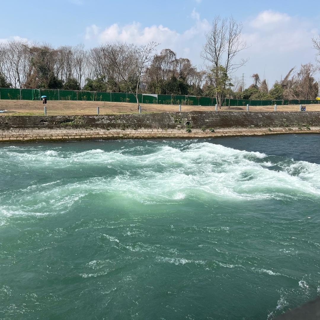 老爸是位泥瓦匠