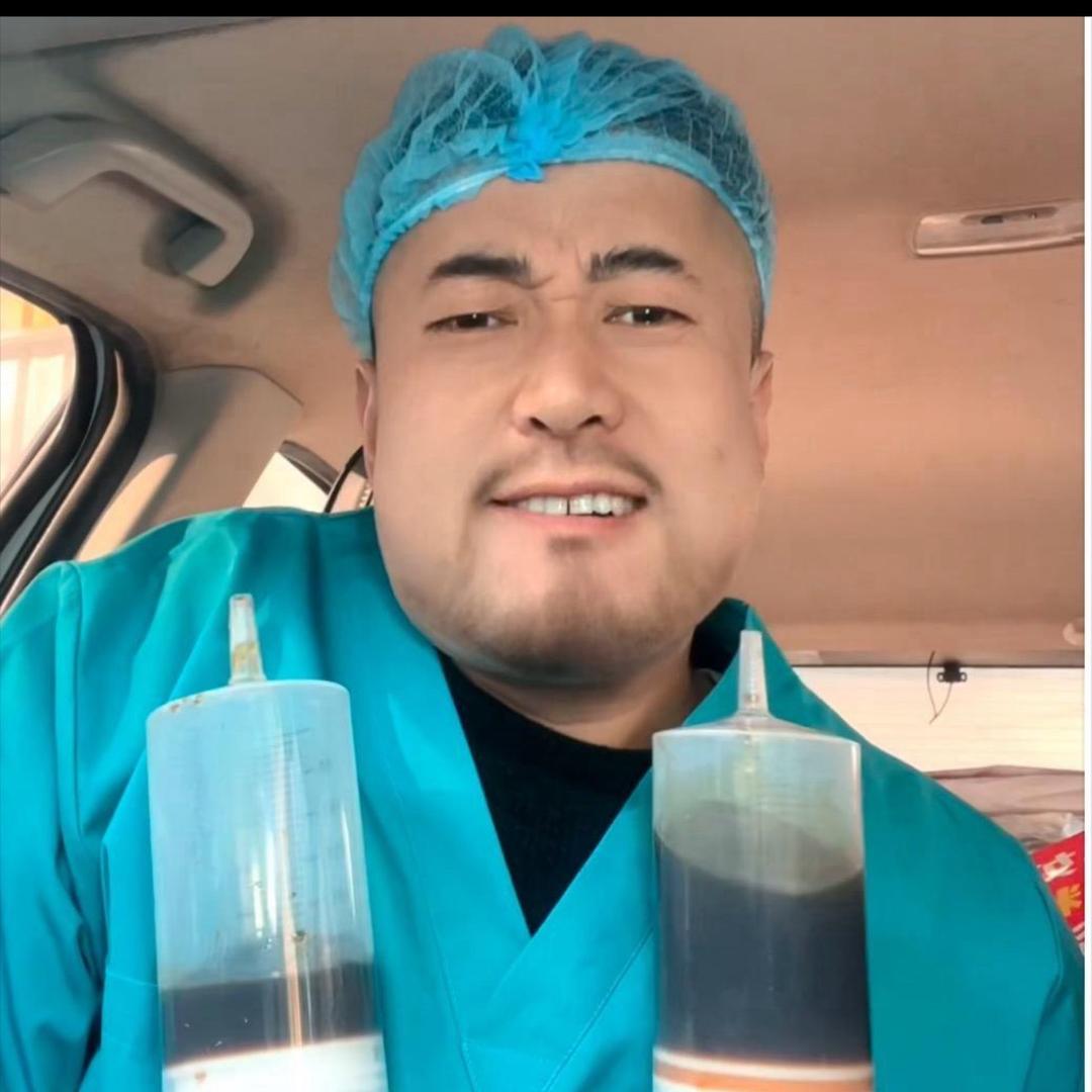 大蛋叔叔（卖彩色的字典）