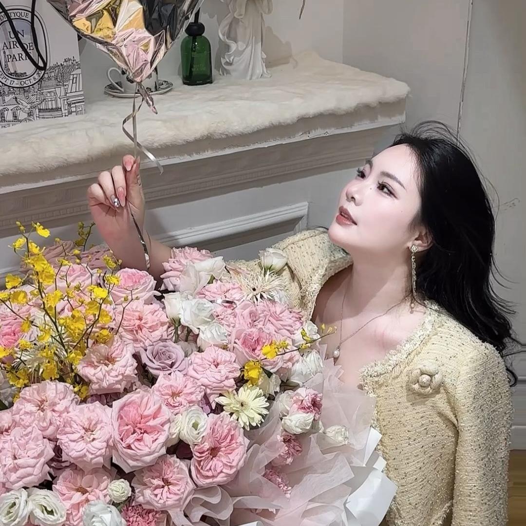 Sono小众设计师款女装集合店