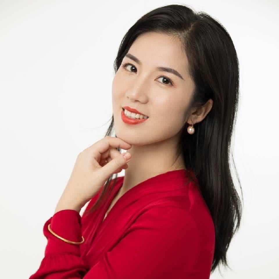 灯光设计师苏晴