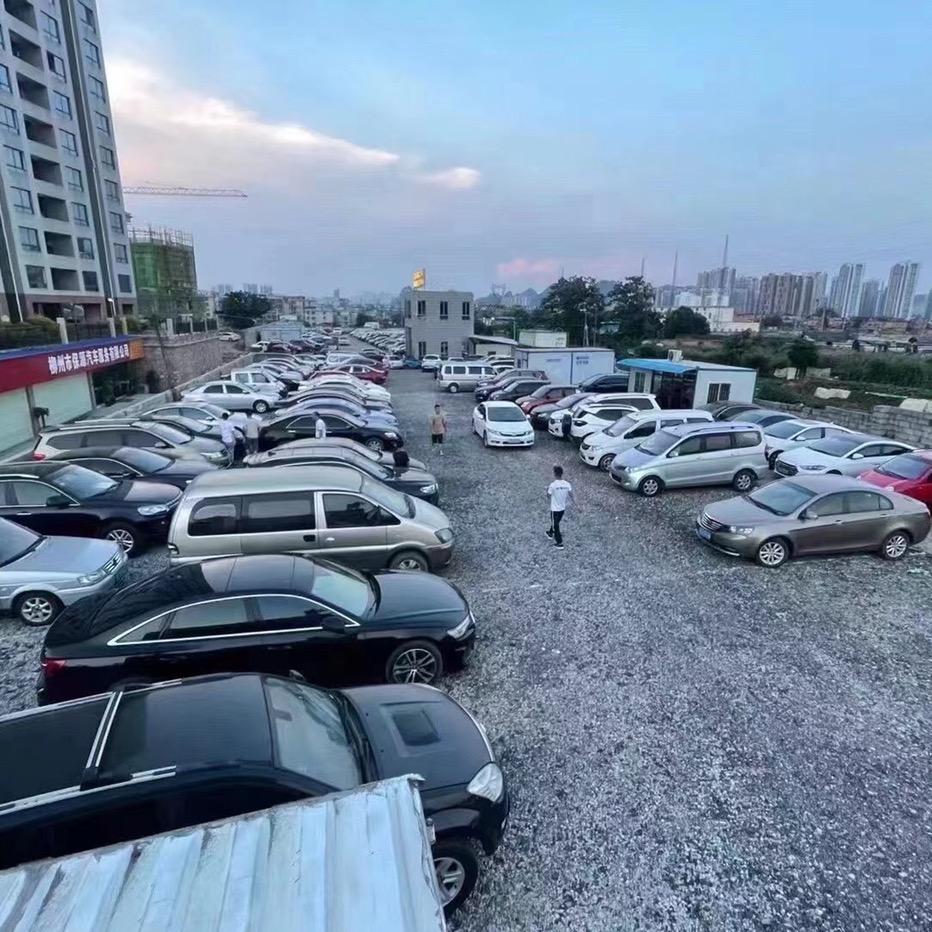 柳州市蓝天福园二手车批发车之源