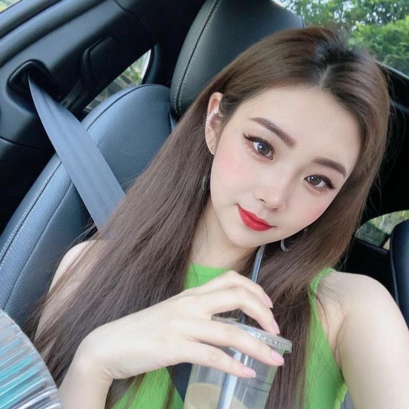 贴膜小姐姐