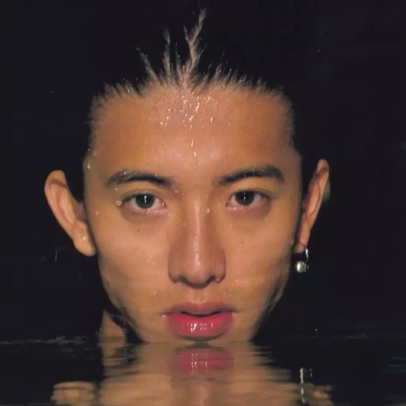 鸷
