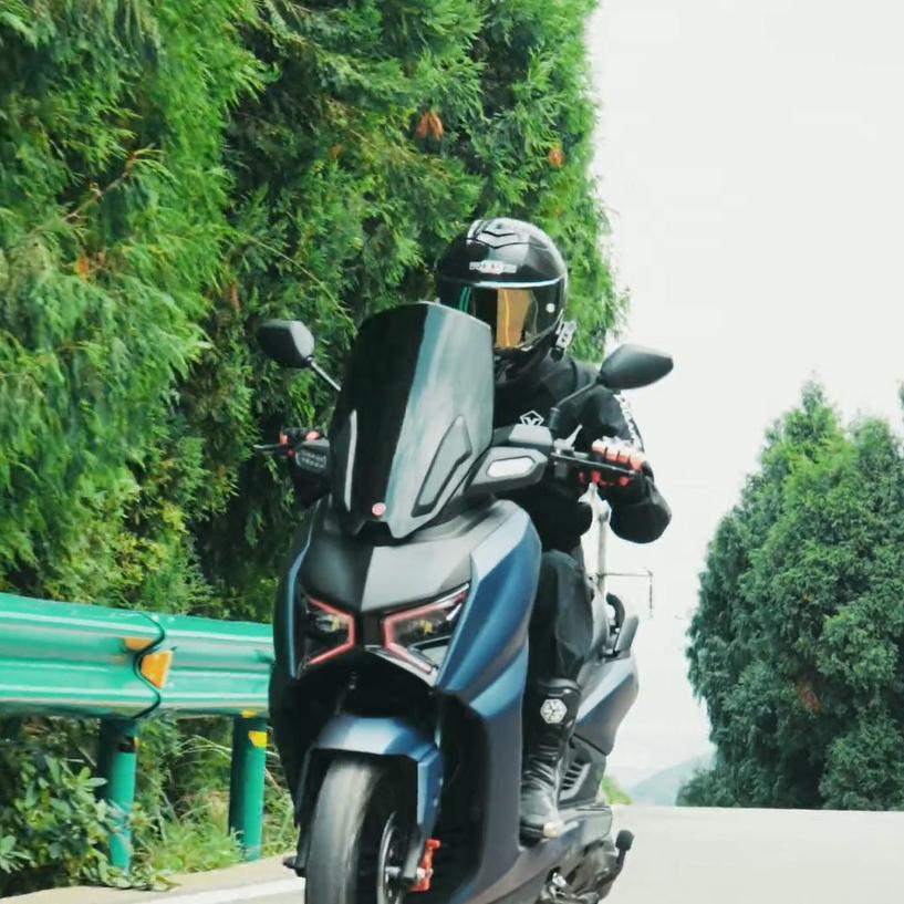 破界摩托荣昊车业广东仓