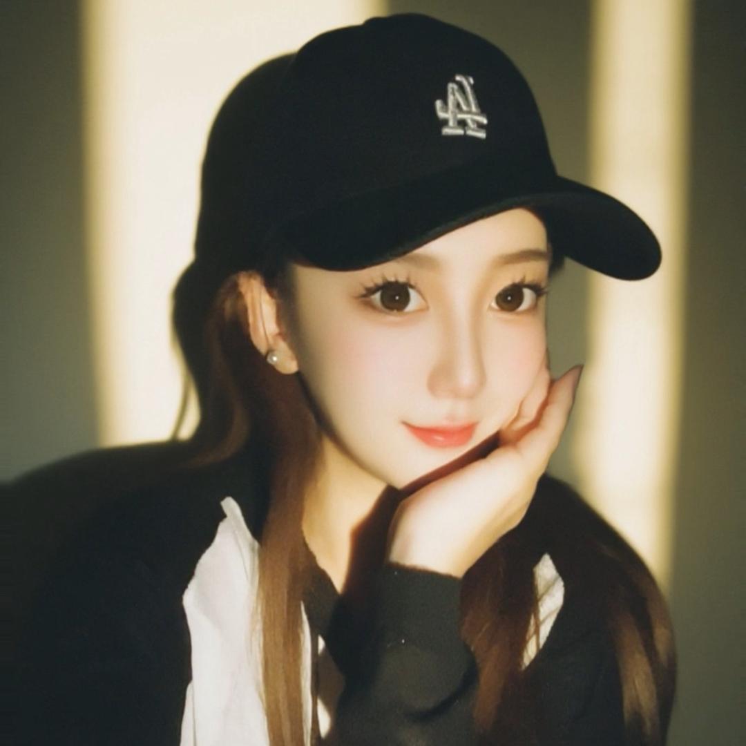 爱笑的💰💰💰芳宝