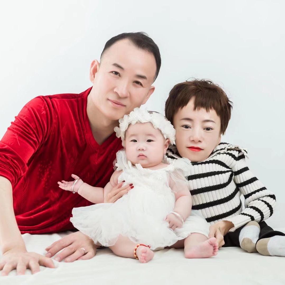 大秦小秦带娃日常生活
