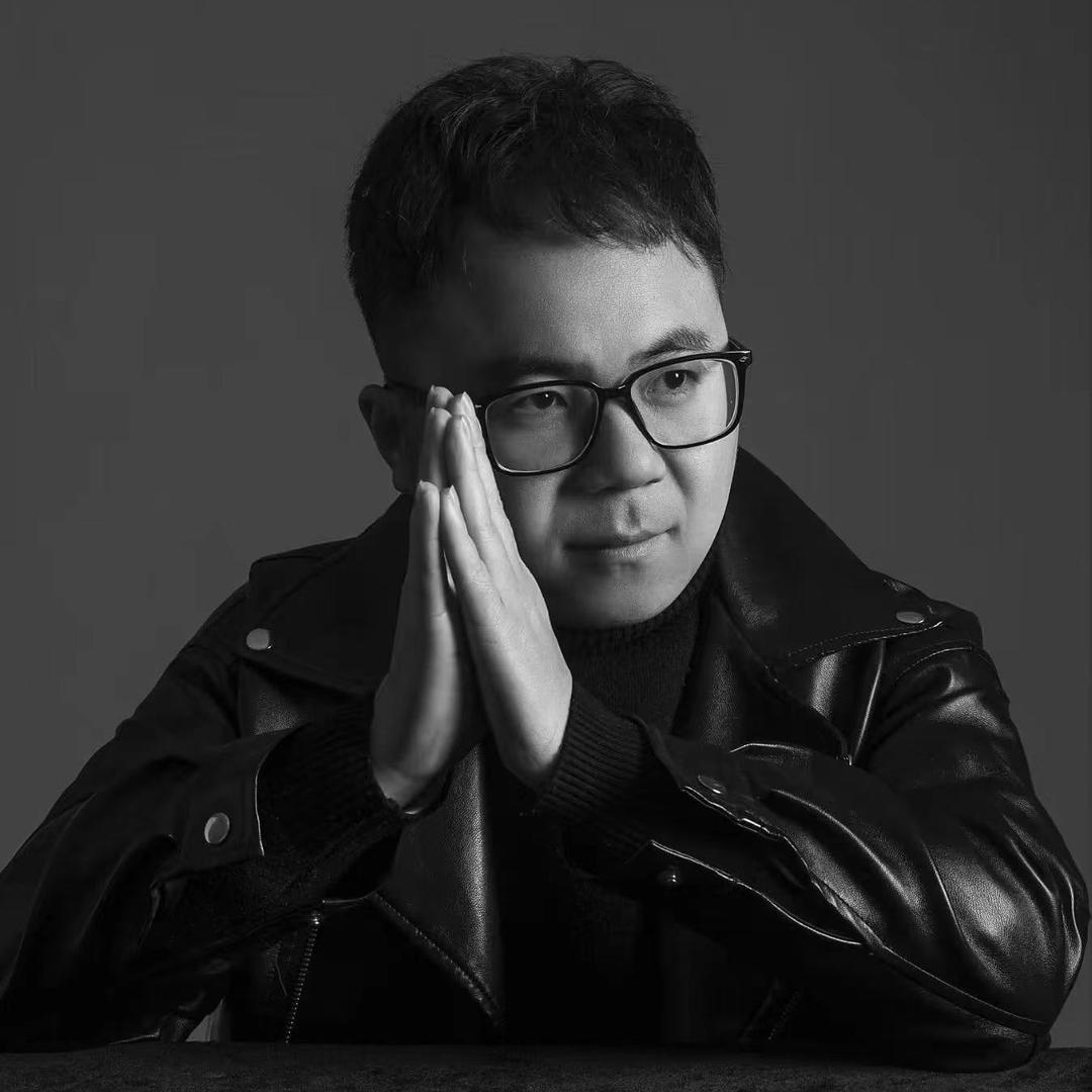 一位情感婚礼摄影师阿龙｜光邮差