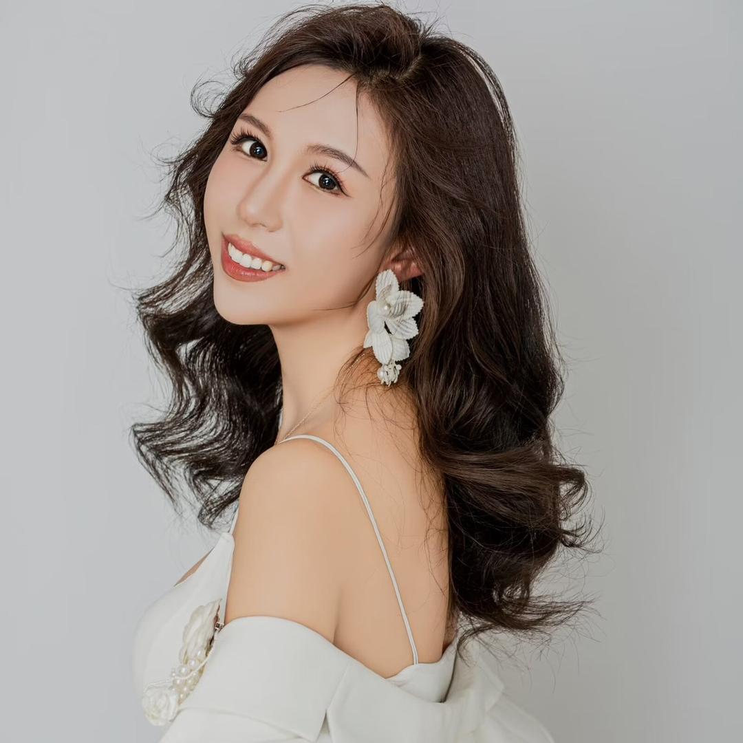 请叫我女王