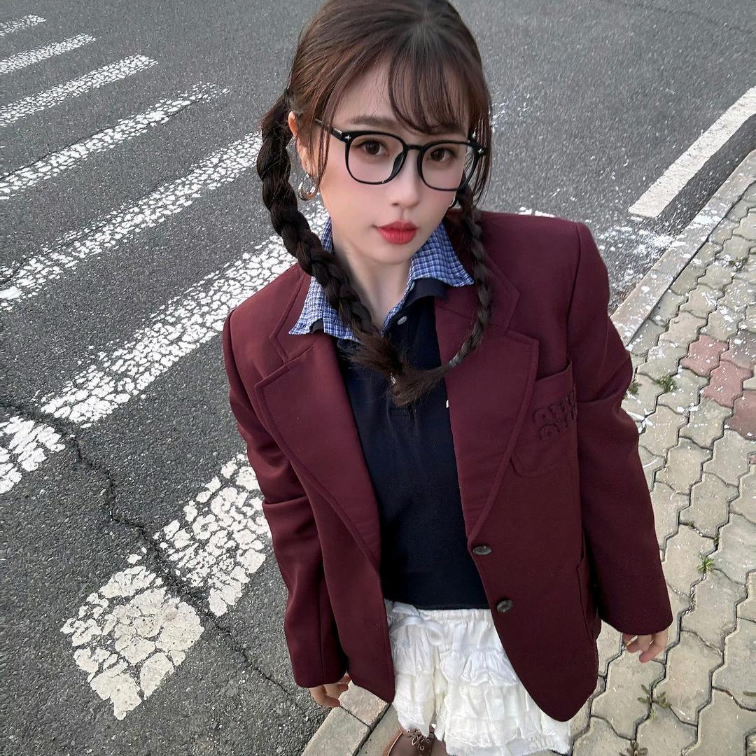 吱吱