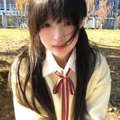 小西早见