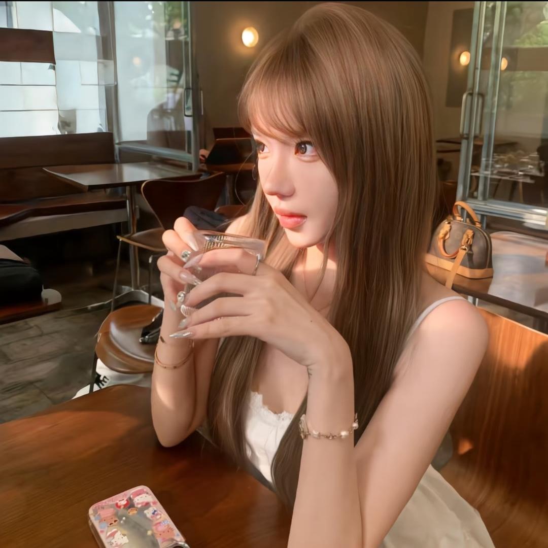 女 爱