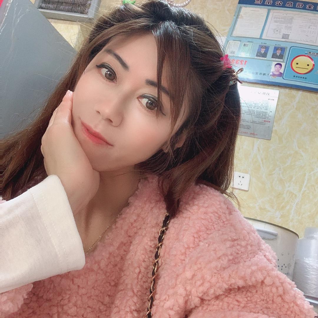 美元，