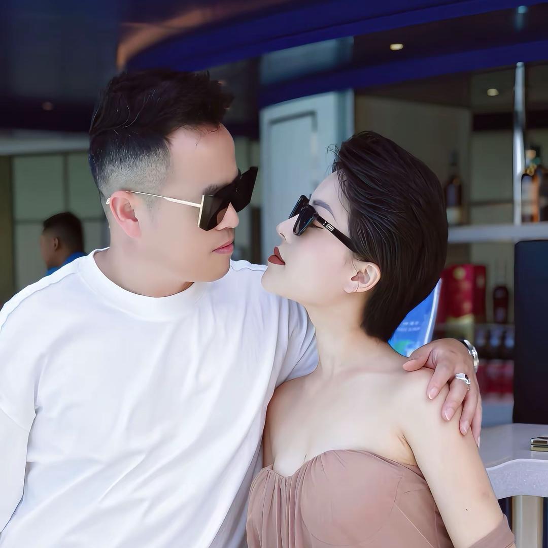 张琴夫妇（孕中期）