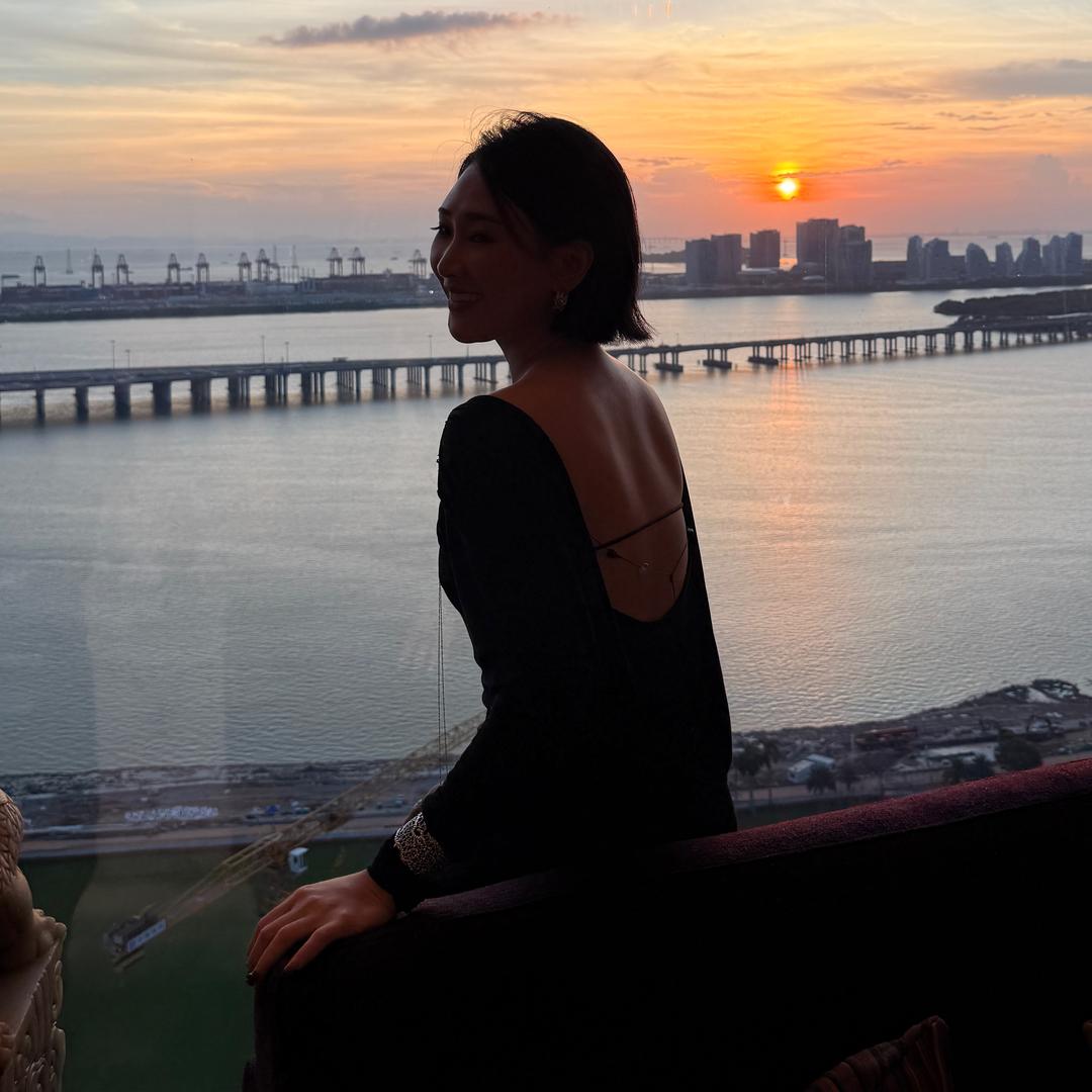 BU.TONG不同女装艺术馆