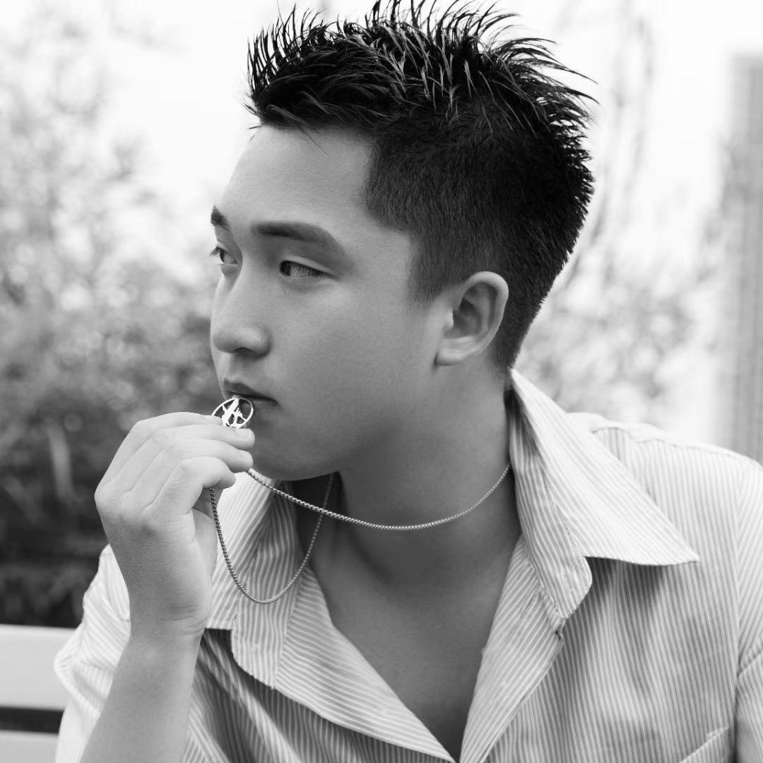 设计师仲达爱健身