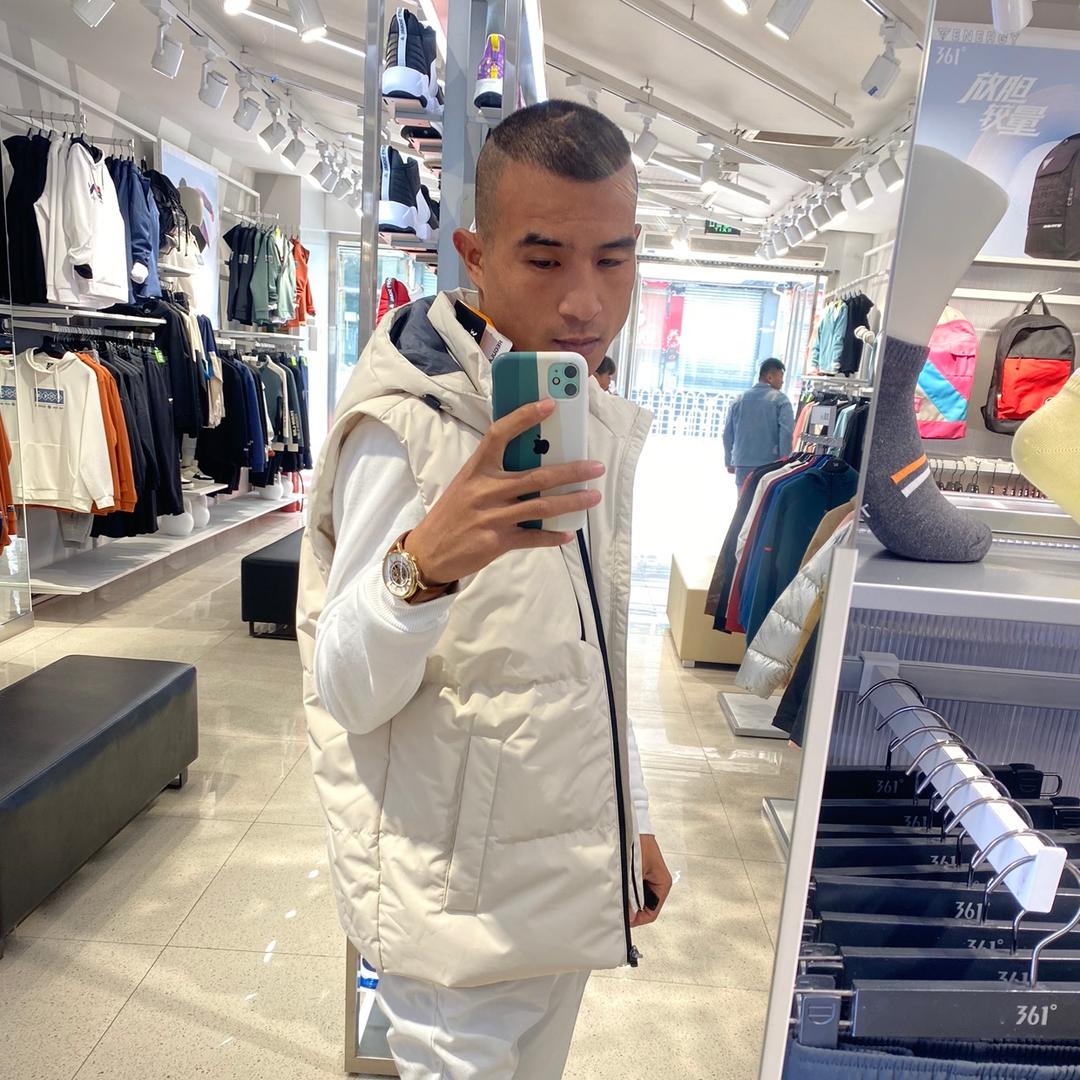 @仝仝🇨🇳亮亮