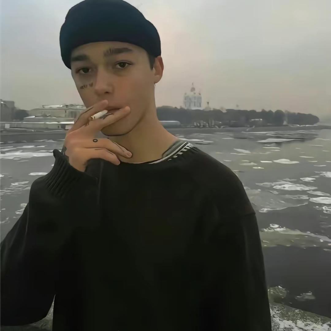 重生之性感大蟑螂