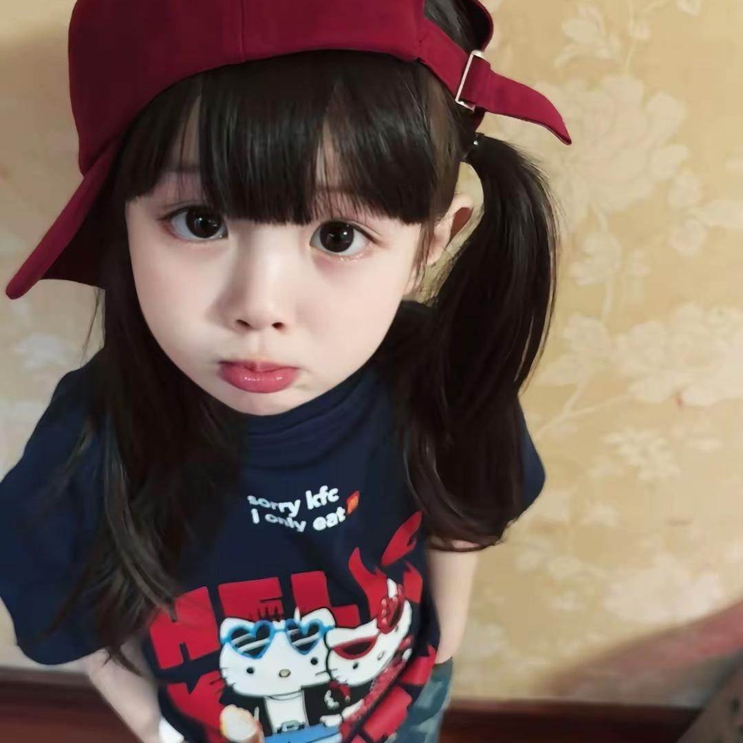 美女也会ᵉᵐᵒ