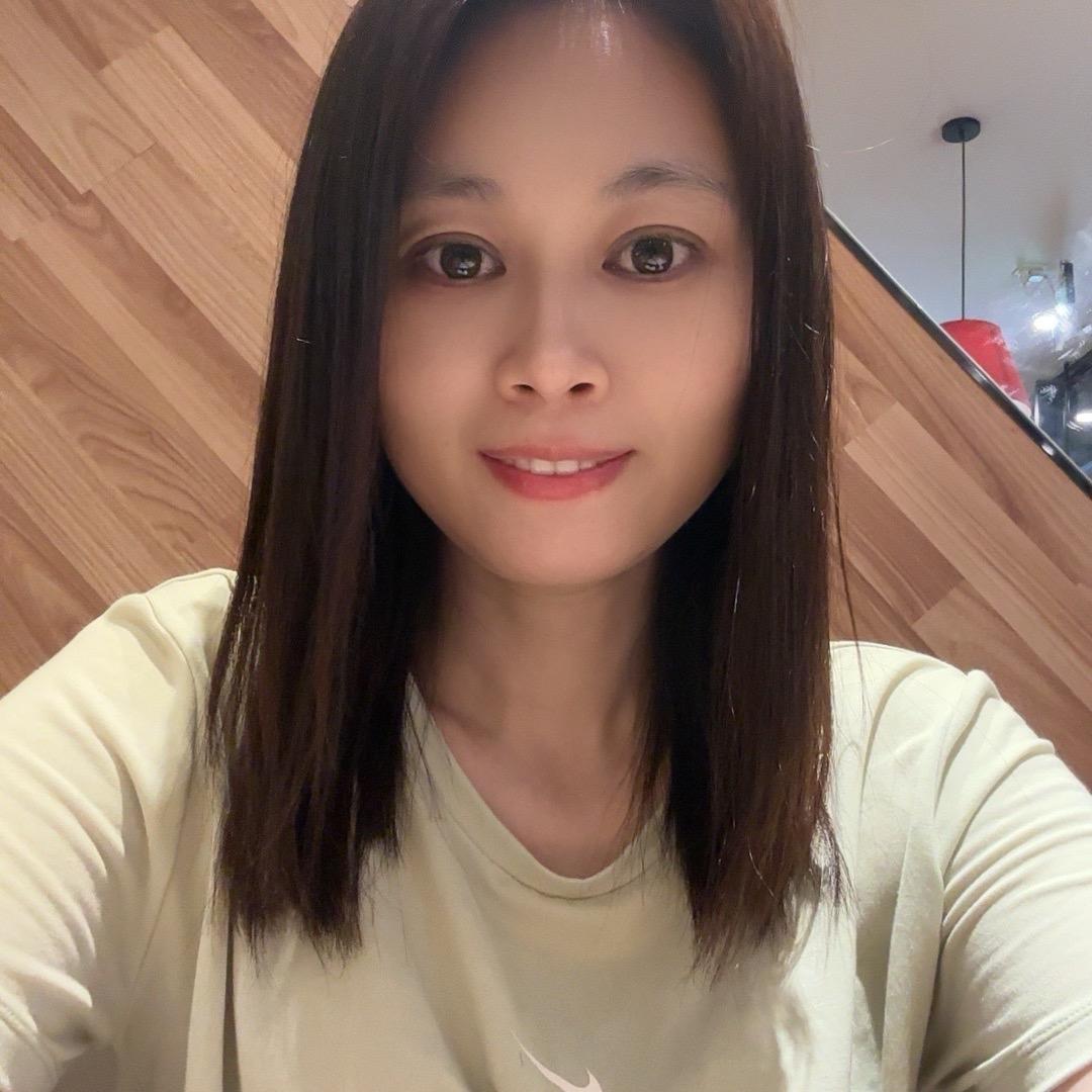 （霜霜angel)🌹🌹🌸🌸🌺