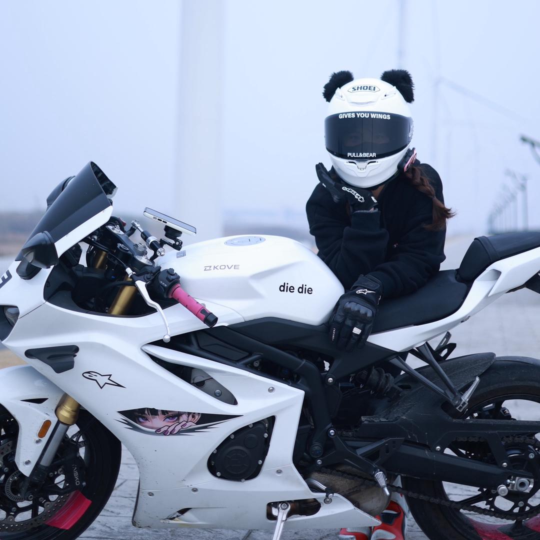 蝶蝶想压弯🏍️