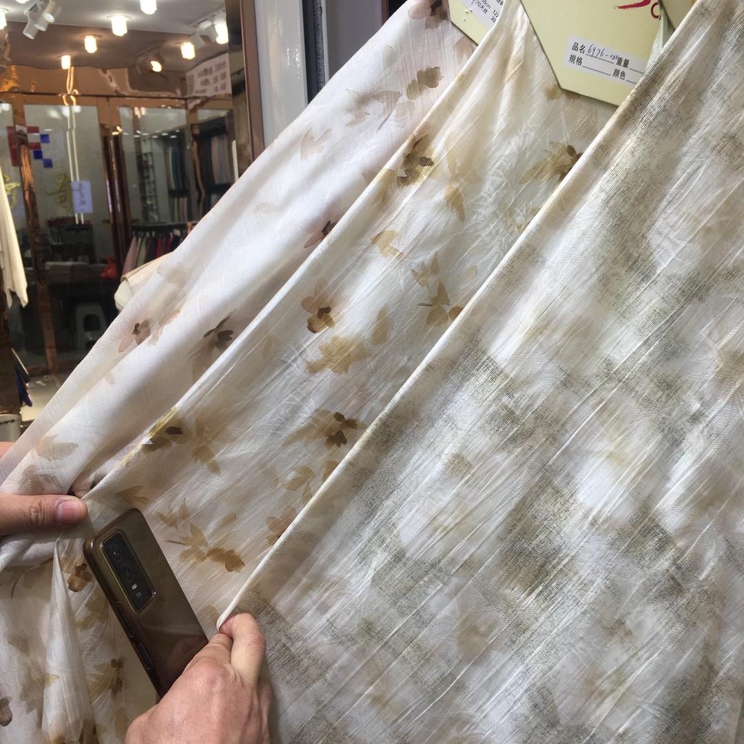 宝汇时尚女装面料批发