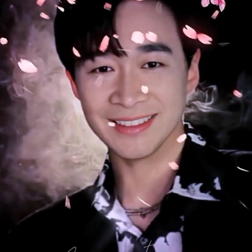 红尘相伴💋