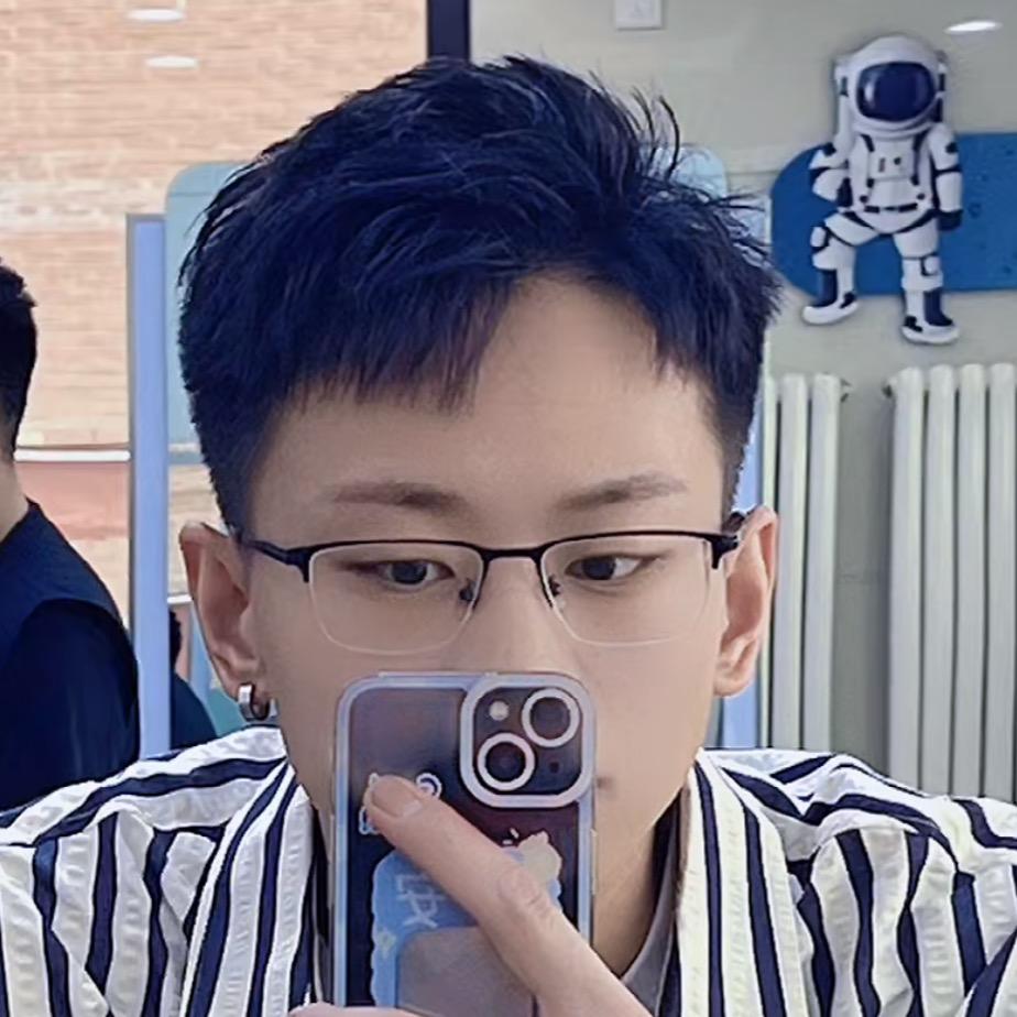 蓝梦造型欧景园店设计师阿杨老师