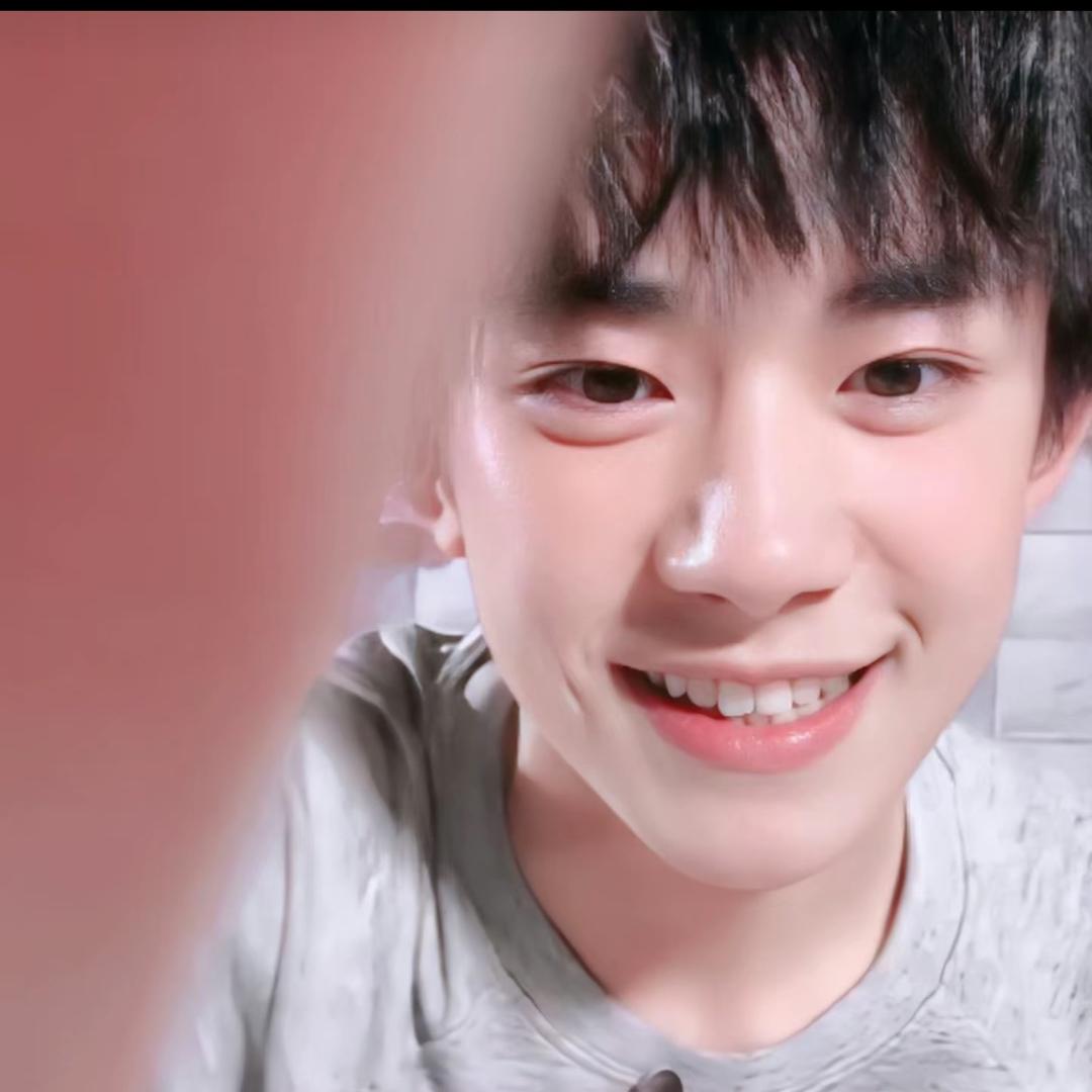 贺贺有名💙🩷