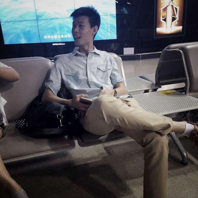 村西头的灰太狼（在装修）