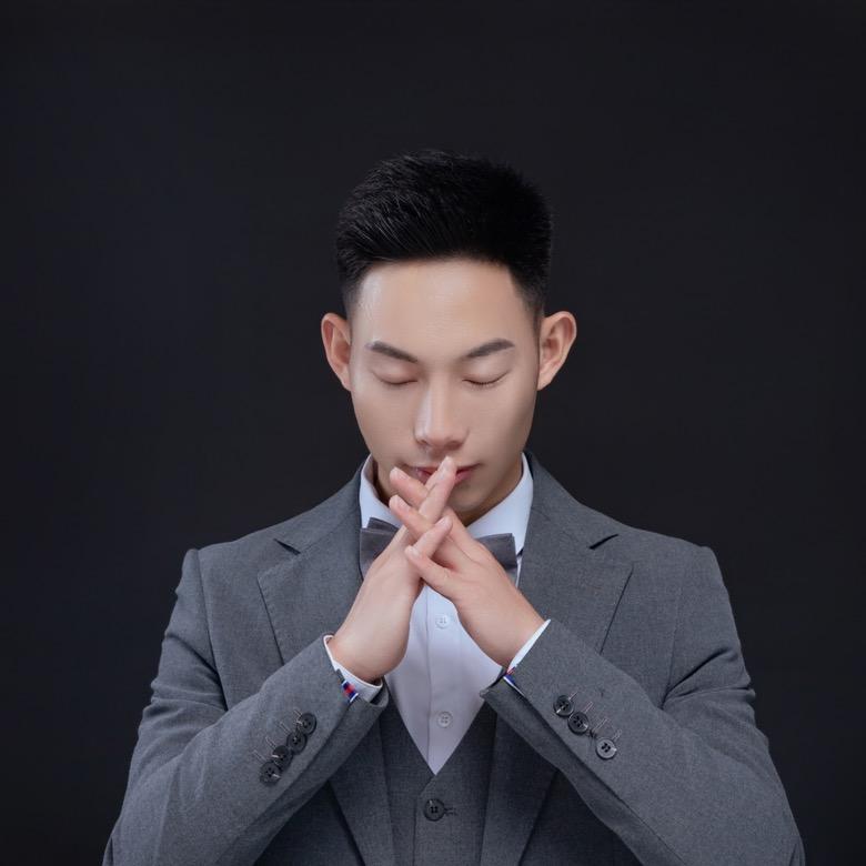 重庆卖房李帅帅